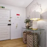 Kerala 49, Deluxe Flat In Historic Center