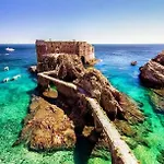 Kerala 49, Deluxe Flat In Historic Center * Peniche